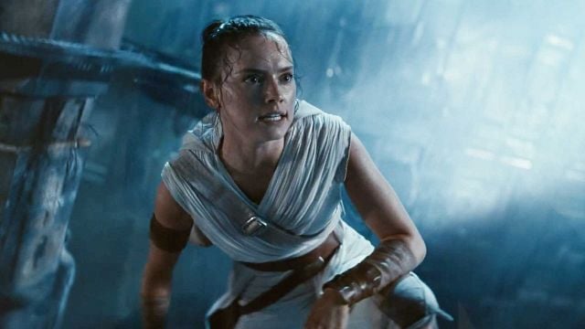 Imagem da notícia Daisy Ridley revela conselho de J.J. Abrams em Star Wars: “Meu corpo estava uma bagunça”