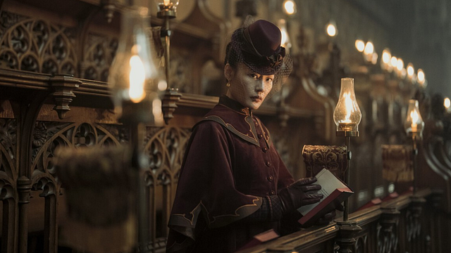 Imagem da notícia 139 anos e mais de 260 adaptações: Em 5 dias, o Prime Video estreia a nova série do detetive mais icônico da história