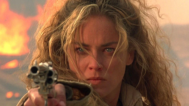 Imagem da notícia "Depois disso, fui banida do estúdio por oito anos": Sharon Stone culpa faroeste pelo fracasso de sua carreira