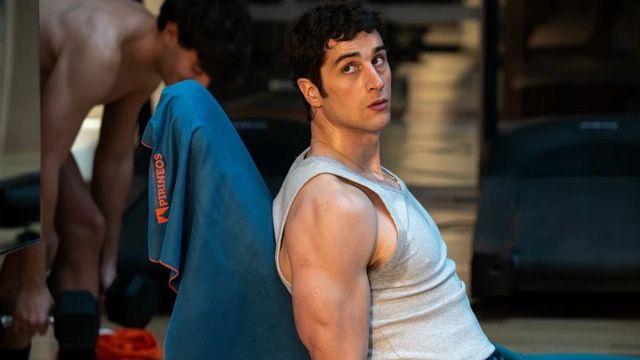 Imagem da notícia “Personal trainer e dieta rigorosa”: Foi assim que esta estrela de Olympo se preparou para a série picante da Netflix