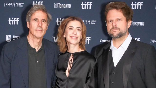 Imagem da notícia "Ela evitou o clichê do melodrama": Fernanda Torres e equipe de Ainda Estou Aqui dá entrevistas internacionais emocionantes no Festival de Toronto