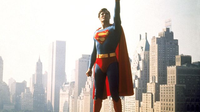 Imagem da notícia Uma comovente homenagem a Christopher Reeve, o primeiro Superman, estará presente no filme de James Gunn