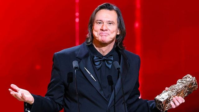 Imagem da notícia 26 anos e 345,8 milhões de dólares depois, Jim Carrey pode reviver personagem que quase o elouqueceu
