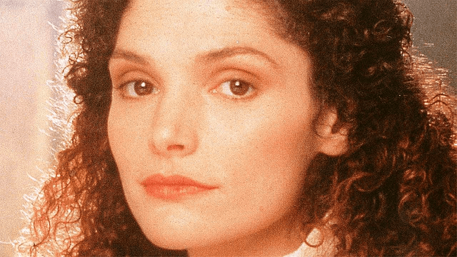 Imagem da notícia Ela foi a estrela de O Segredo do Abismo, Marian em Robin Hood e irmã de Tony Montana: O que aconteceu com Mary Elizabeth Mastrantonio?