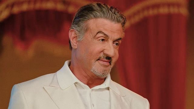 Imagem da notícia Quem é a esposa de Sylvester Stallone? Ela apareceu em Rocky 5 e fez reality show com o ator