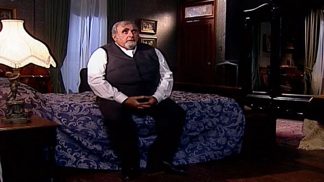 Imagem da notícia Há 10 anos, ator de Terra Nostra morreu em tragédia com escada rolante: Ele foi um dos rostos mais queridos das novelas!