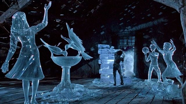 Imagem da notícia Com Johnny Depp no ​​elenco: É por isso que você deveria assistir a um dos melhores filmes de fantasia de todos os tempos!