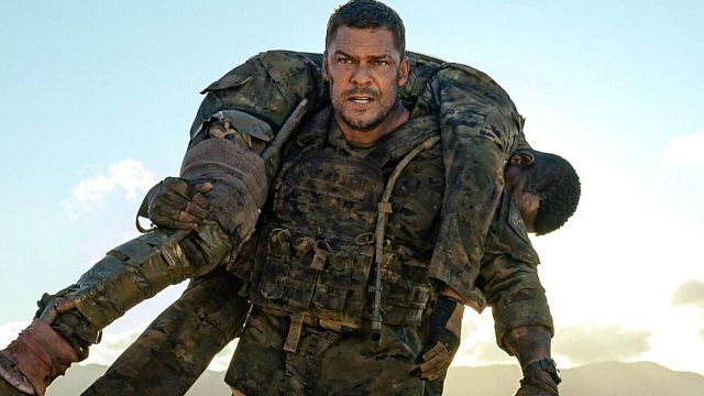 Imagem da notícia Alan Ritchson quer ser o novo Arnold Schwarzenegger – e ele já tem seu próprio Predador