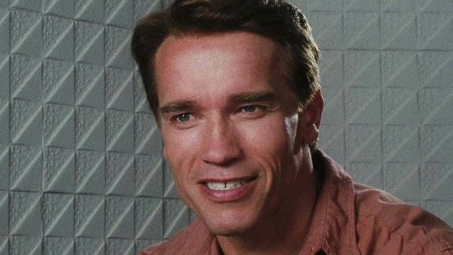 Imagem da notícia "Spielberg provavelmente achou muito complicado": 24 anos atrás, Arnold Schwarzenegger poderia ter estrelado uma sequência desta obra-prima da ficção científica