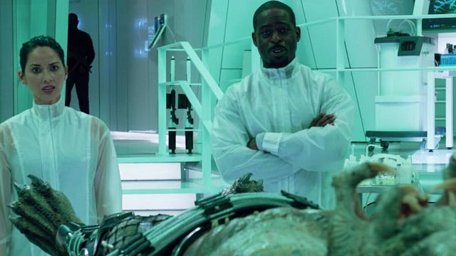 Imagem da notícia "Fizemos o filme errado": Diretor explica fracasso de seu Predador - e o que deveria ter feito para agradar os fãs da saga