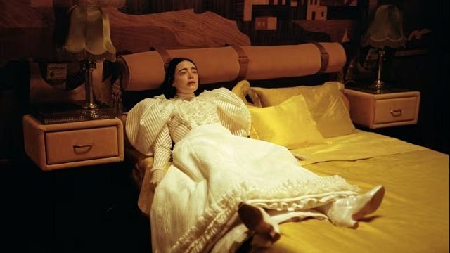 Imagem da notícia “Como ela vai transar com essa roupa?”: A importante questão que marcou a produção do filme indicado ao Oscar 2024, Pobres Criaturas