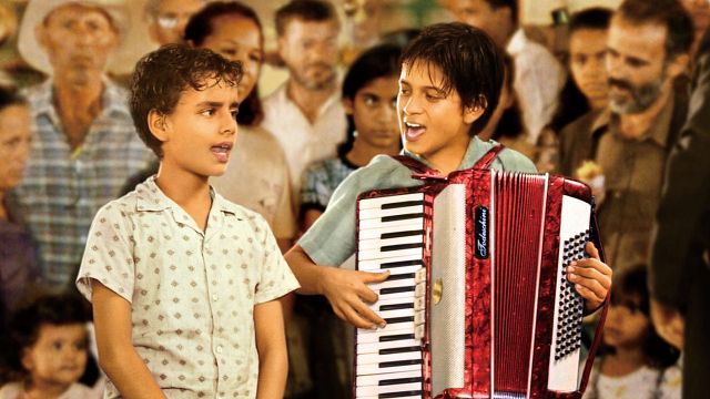 Imagem da notícia Como estão as crianças de 2 Filhos de Francisco quase 20 anos depois do filme – um deles virou sertanejo de verdade