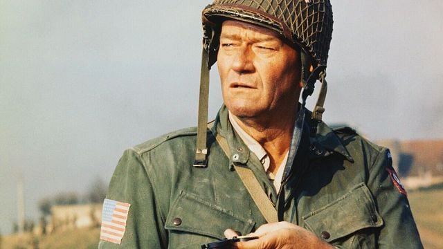 O maior sucesso de John Wayne não foi um faroeste — mas um épico de guerra repleto de estrelas!