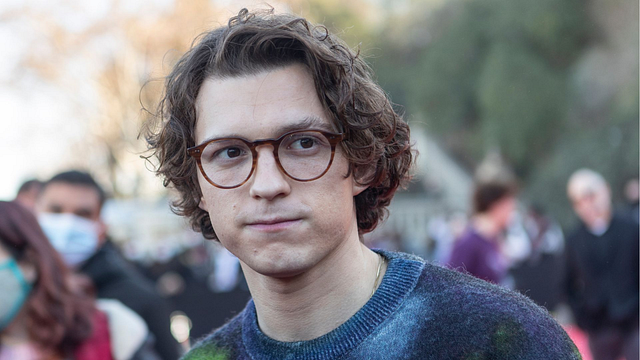 Imagem da notícia Tom Holland sobre seus problemas com a bebida: "Eu era alcoólatra. Não conseguia parar e isso estava afetando minha saúde"