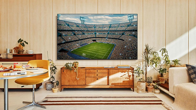 Imagem da notícia Smart TV 4K em oferta! Modelo Samsung Crystal UHD 4K de 50 polegadas fica até 13% mais barata na Amazon