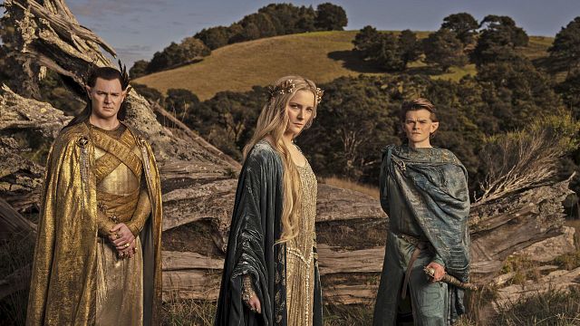 Imagem da notícia A série de O Senhor dos Anéis começa a 2ª temporada com uma saída chocante – cumprindo assim sua própria profecia amarga