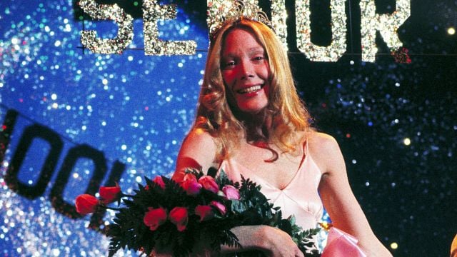 Imagem da notícia 49 anos depois, assim está a atriz de Carrie, a Estranha: Ela acaba de lançar novo filme com Jennifer Lawrence