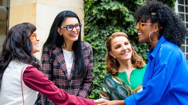Imagem da notícia Esta atriz foi cuspida na rua por seu papel na novela de maior sucesso da história