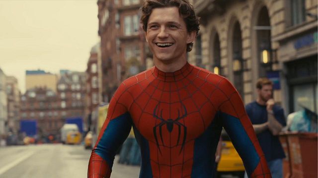 Imagem da notícia Tom Holland está de volta como Homem-Aranha: Trailer de Um Novo Dia apresenta vilão misterioso da Marvel
