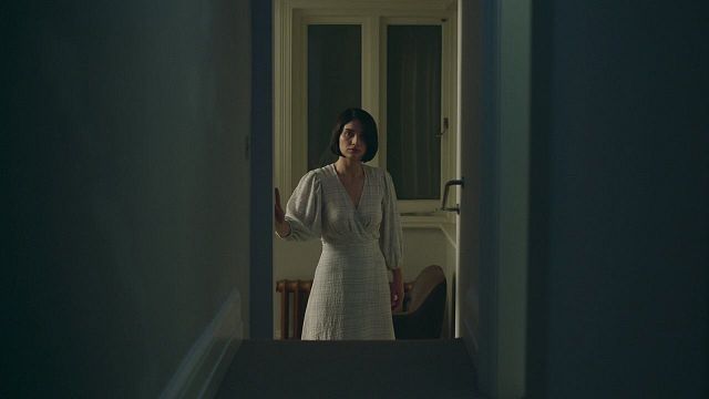 Imagem da notícia Essa minissérie da Netflix tem uma reviravolta chocante que ninguém previu: Apenas 6 episódios pra maratonar um dia só