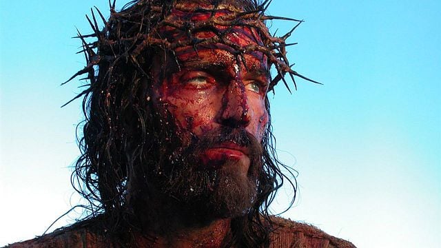 Imagem da notícia "É uma viagem de ácido": A Paixão de Cristo 2 vai para o inferno e tem boas notícias para os fãs do polêmico filme de Mel Gibson