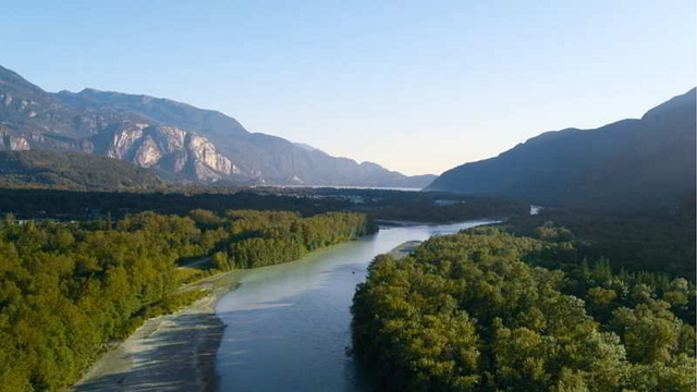 Imagem da notícia Antes mesmo da 7ª temporada começar: Série de sucesso da Netflix é renovada – e assim aumenta seu recorde ainda mais