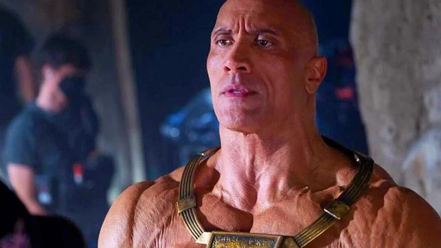 Imagem da notícia O maior desastre de Dwayne Johnson em 2022 está disponível no streaming