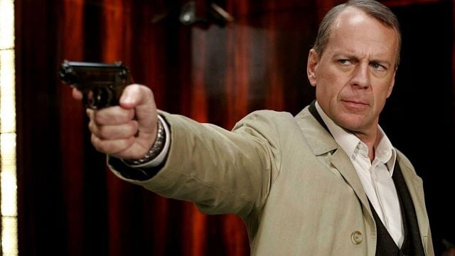 Imagem da notícia Dica de streaming: Um dos melhores filmes de Bruce Willis – com um final que vai deixar você sem palavras!