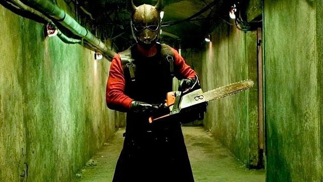 Imagem da notícia Quase 20 anos depois, um dos filmes mais sangrentos e distorcidos da história do terror está se tornando uma série