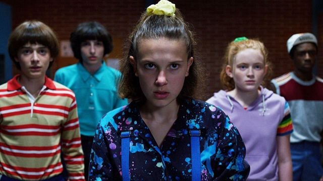 Imagem da notícia Ele começou aos 14 anos em Stranger Things, apareceu em Caça-Fantasmas e agora dirige um filme de terror