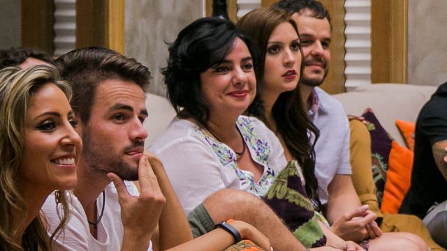 Imagem da notícia Há 11 anos, ela participava do BBB; hoje, está em filme indicado ao Oscar: "A gente pode ser muitas coisas"