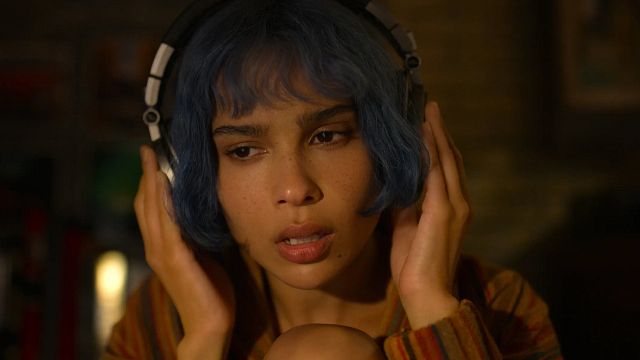 Imagem da notícia Cyber Monday: Esses 3 headsets sem fio com até 48% de desconto vão elevar sua experiência com o streaming e gaming!