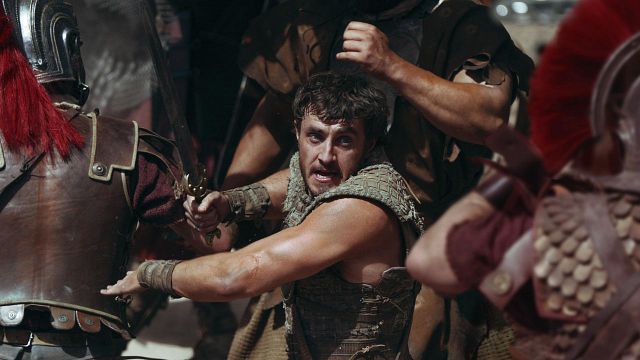 Imagem da notícia Gladiador 2: Fã corrige “erro” do trailer e traz mais drama para o filme de Paul Mescal e Pedro Pascal