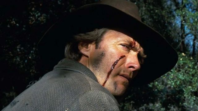Imagem da notícia Este é um dos melhores faroeste de Clint Eastwood e todo mundo esqueceu que existe uma sequência lançada há 39 anos!