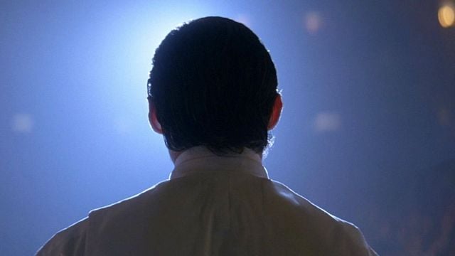 Imagem da notícia Com nota 4,5 de 5, um dos melhores filmes de suspense dos anos 2000 fará seu grande retorno em 2027 em um novo formato