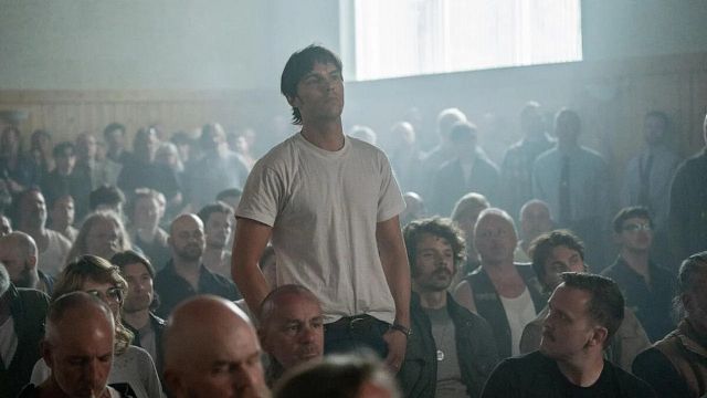 Imagem da notícia Um poderoso thriller de ação baseado em eventos reais violentos é um sucesso no Prime Video