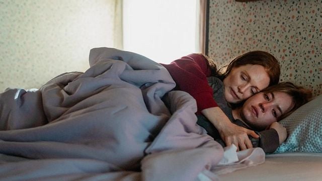 Imagem da notícia Vai perder? O novo suspense de Sydney Sweeney e Julianne Moore está disponível no streaming e ninguém está falando a respeito