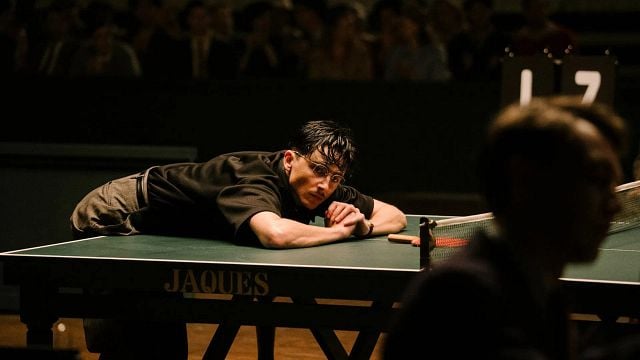 Imagem da notícia Marty Supreme, filme que rendeu a indicação de Timothée Chalamet ao Oscar 2026, estreia HOJE nos cinemas brasileiros