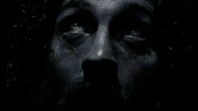 Imagem da notícia Precisei de apenas 2 minutos para perceber que este vai ser o filme de terror do ano, apesar de parecer estranho