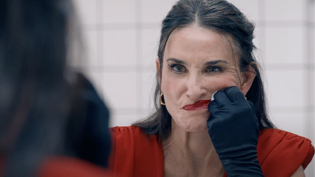 Imagem da notícia “Eles arriscaram o pescoço”: Demi Moore foi forçada a ir para a reabilitação durante as filmagens deste filme que mudou sua carreira