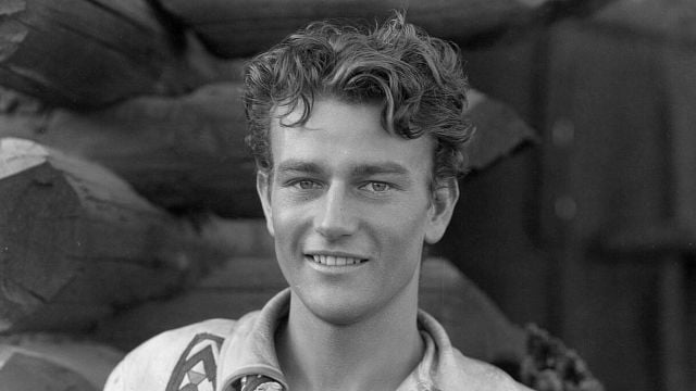 Imagem da notícia O primeiro faroeste de John Wayne foi um grande fracasso: Ator precisou de 9 anos para se redimir com um dos filmes mais importantes da história do cinema