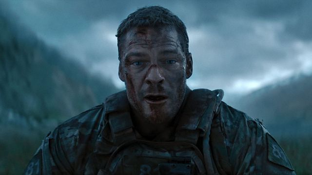 Imagem da notícia Que horas estreia Máquina de Guerra na Netflix? O novo filme com Alan Ritchson mistura ficção científica e guerra