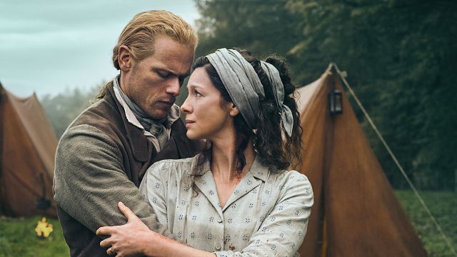 Imagem da notícia Outlander sem Claire e Jamie? Romance histórico vai viajar ainda mais no tempo em spin-off com novo elenco