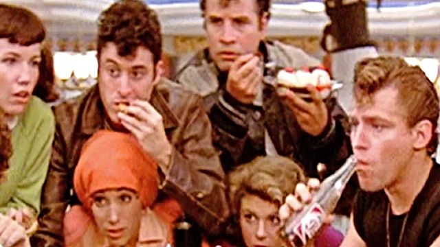 Imagem da notícia Em streaming: Um dos maiores filmes de todos os tempos teve atores desmaiados nos bastidores