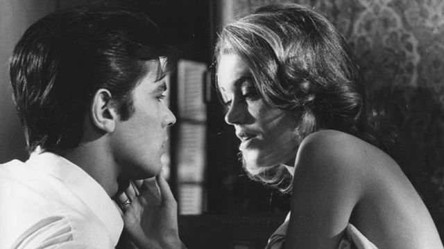 "Ele queria saber como era meu orgasmo": Jane Fonda acusa diretor de tentar dormir com ela em filme dos anos 60