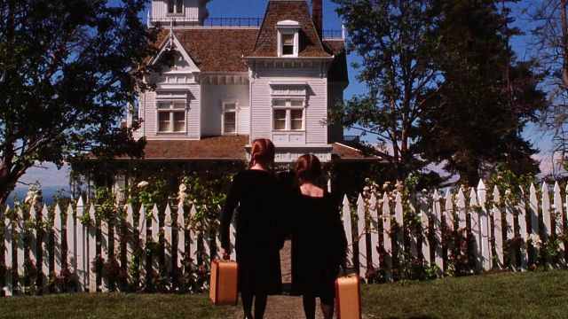 Imagem da notícia Este filme de fantasia causou 26 anos de espera, mas agora terá sequência com suas atrizes originais