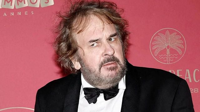 Imagem da notícia "Cometemos nossos próprios erros": Há 17 anos, Peter Jackson teve que dispensar este ator de renome mundial