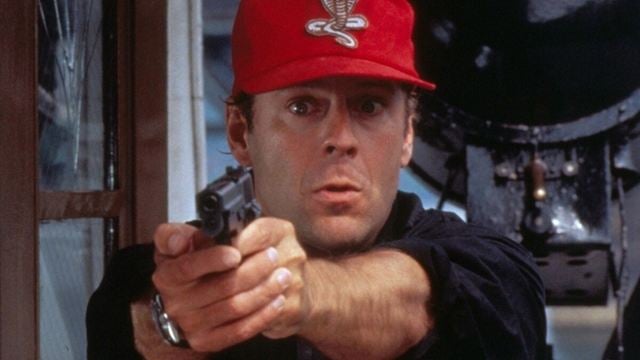 O filme que Bruce Willis se desculpou publicamente por ter feito: “Foi um filme muito ruim, muito fraco”