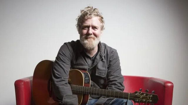 Imagem da notícia Morre Glen Hansard, vencedor do Oscar pelo filme Apenas uma Vez, aos 56 anos