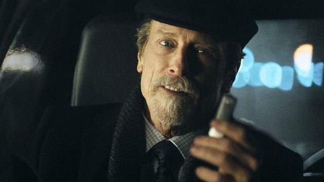 Imagem da notícia Uma das séries de maior sucesso da Netflix voltou, mas com o elenco quase todo trocado